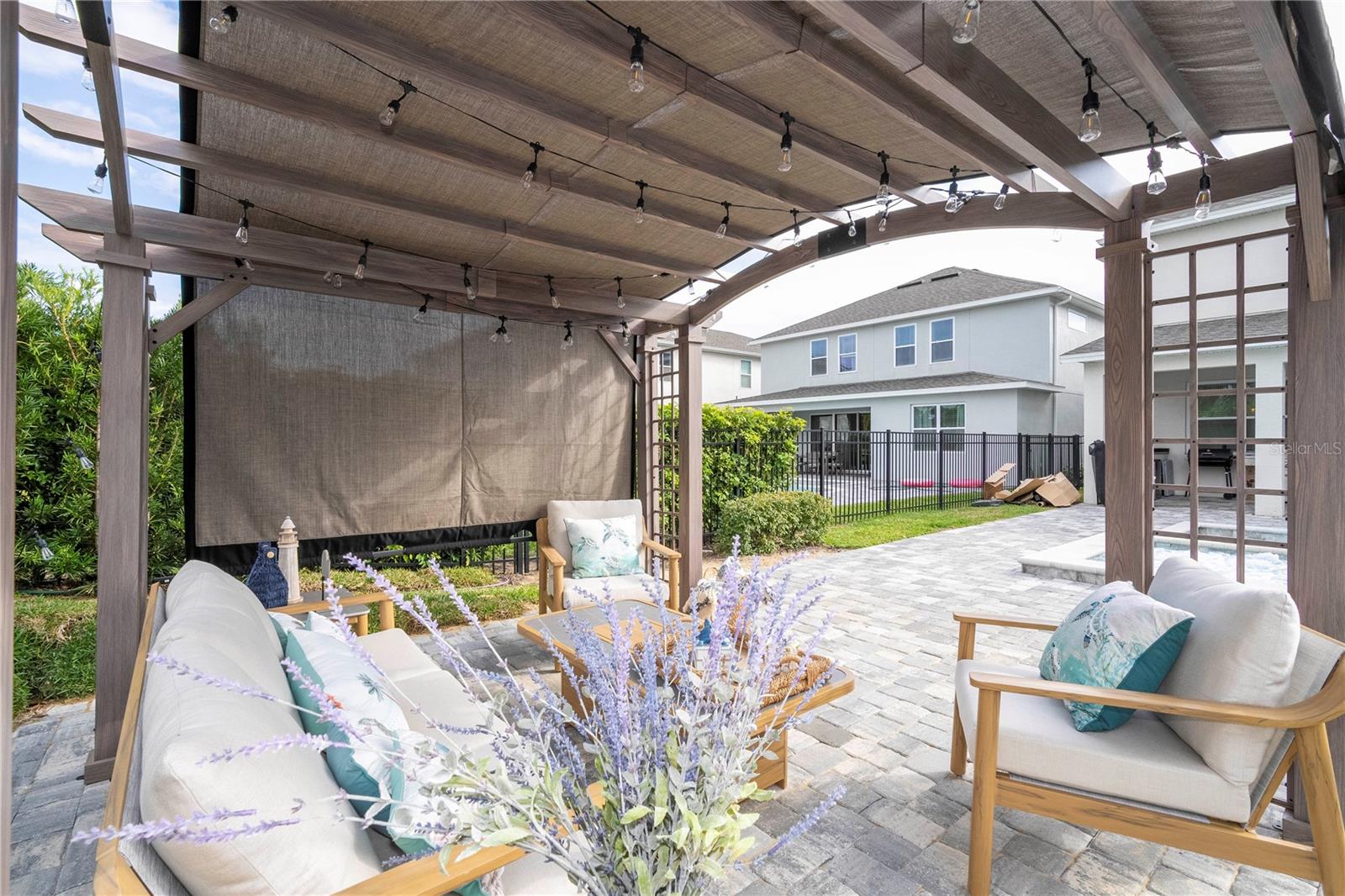 REUNION WEST PH 4 - Residential