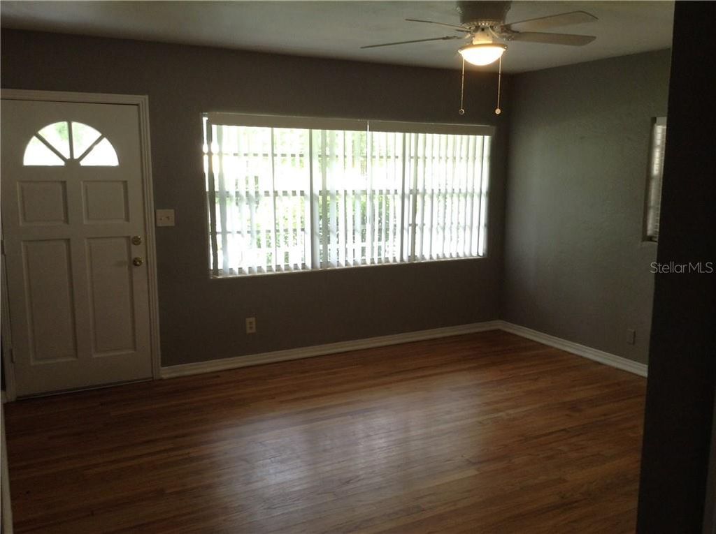 Photo of Orlando, FL 32806 (MLS # O6406324)