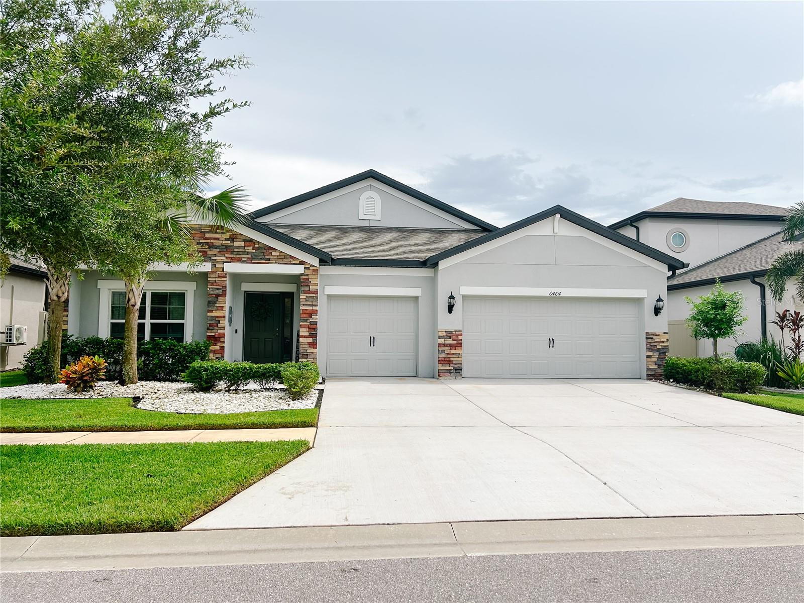 View WESLEY CHAPEL, FL 33545 house