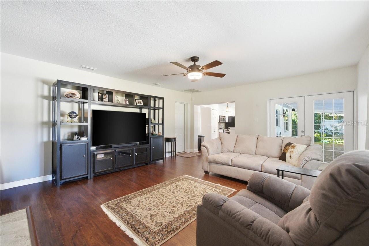 STONEHEDGE - Residential