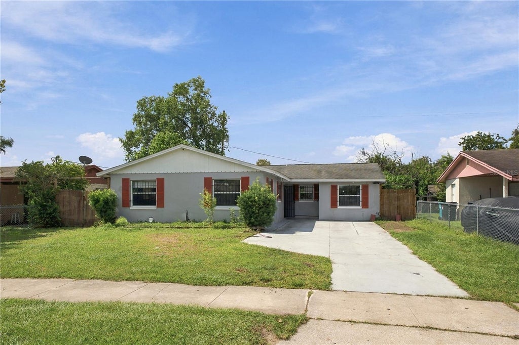 Photo of 4288 Prince Hall Boulevard, Orlando, FL 32811 (MLS # S5154755)
