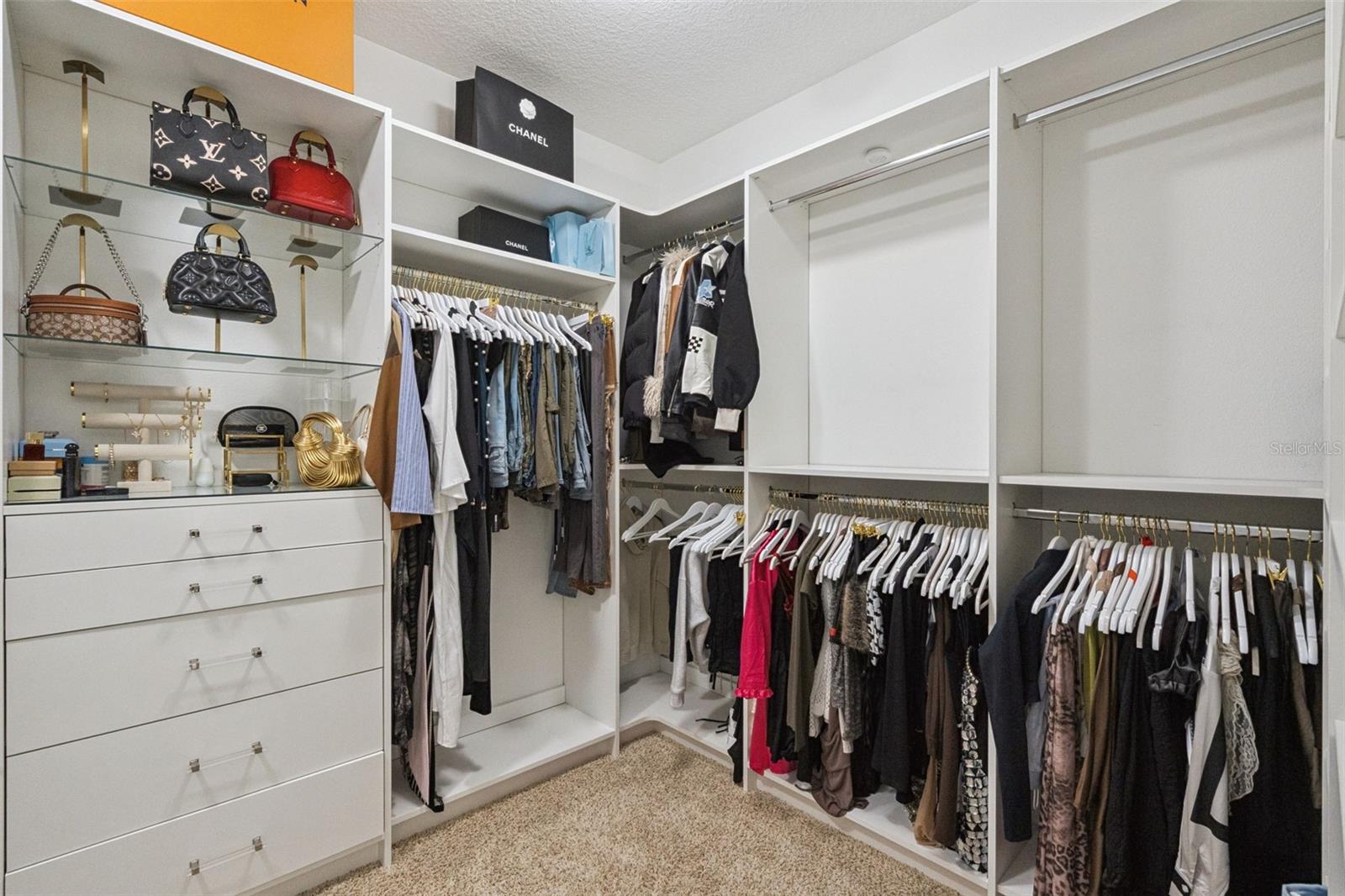 TIERRA BELLA SUB - Residential