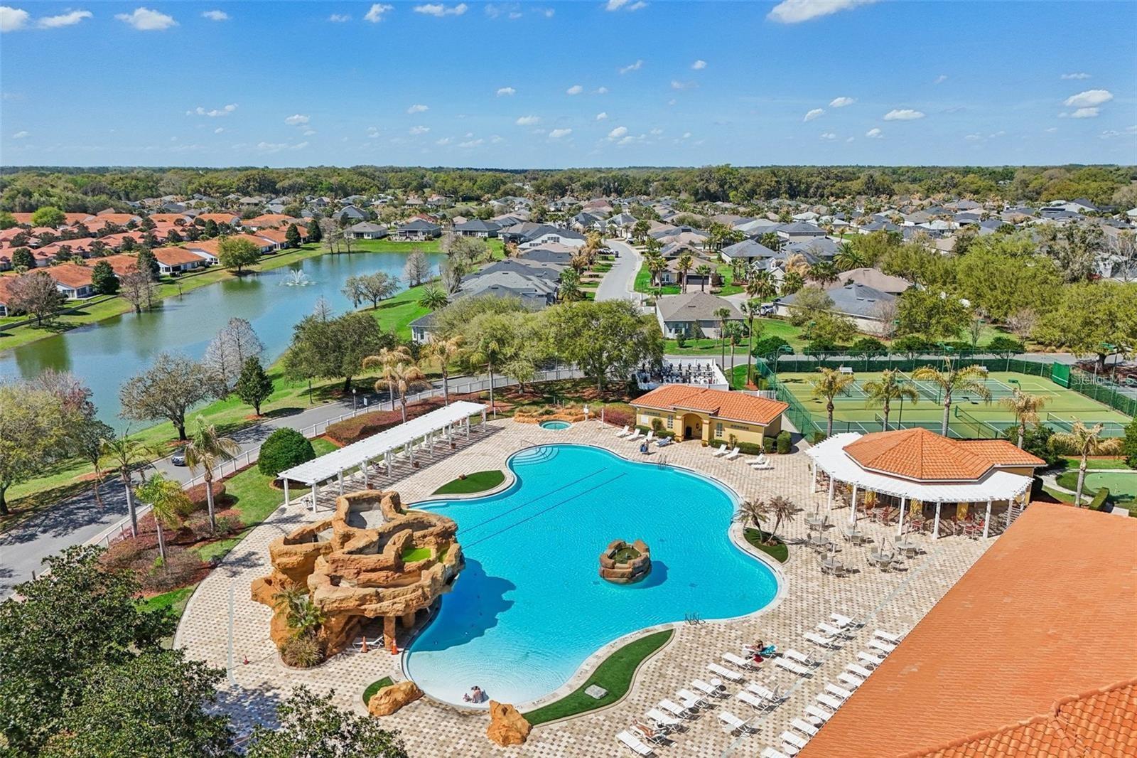 LAKESIDE LANDINGS - Residential