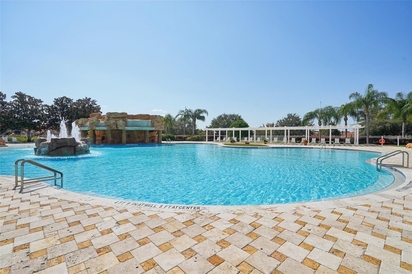 LAKESIDE LANDINGS - Residential