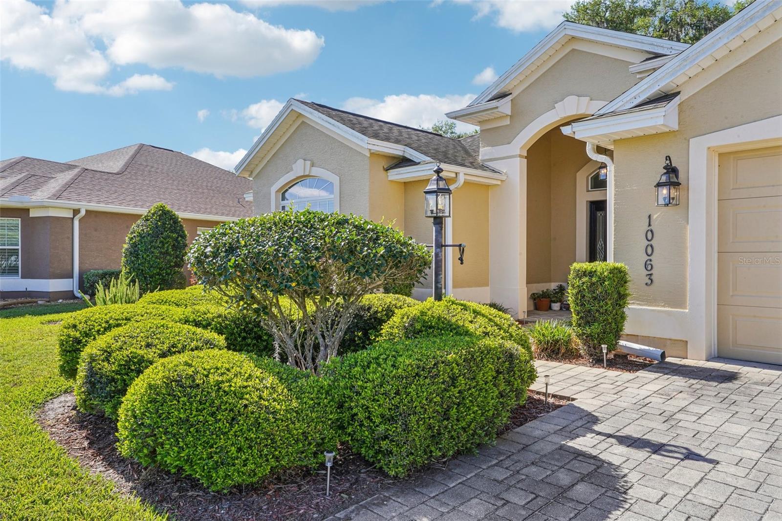 LAKESIDE LANDINGS - Residential