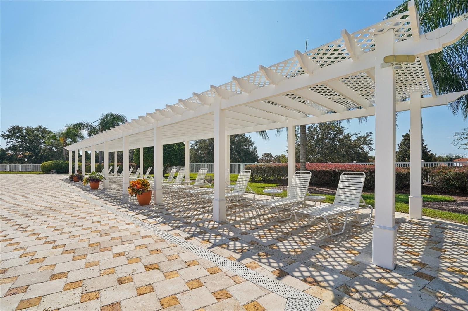 LAKESIDE LANDINGS - Residential