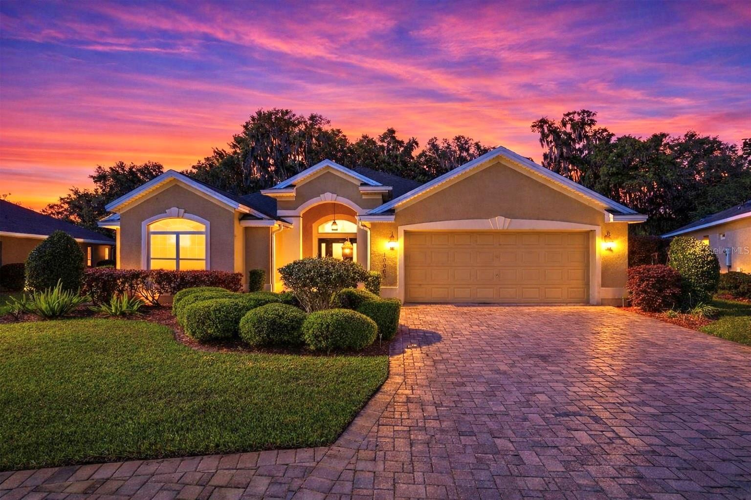 LAKESIDE LANDINGS - Residential