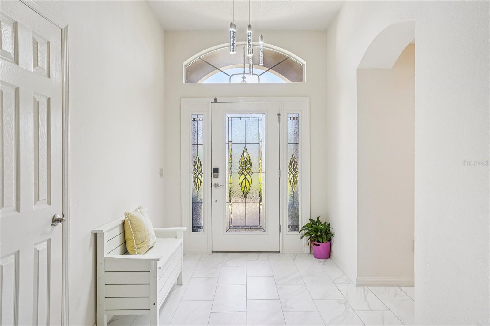 LAKESIDE LANDINGS - Residential