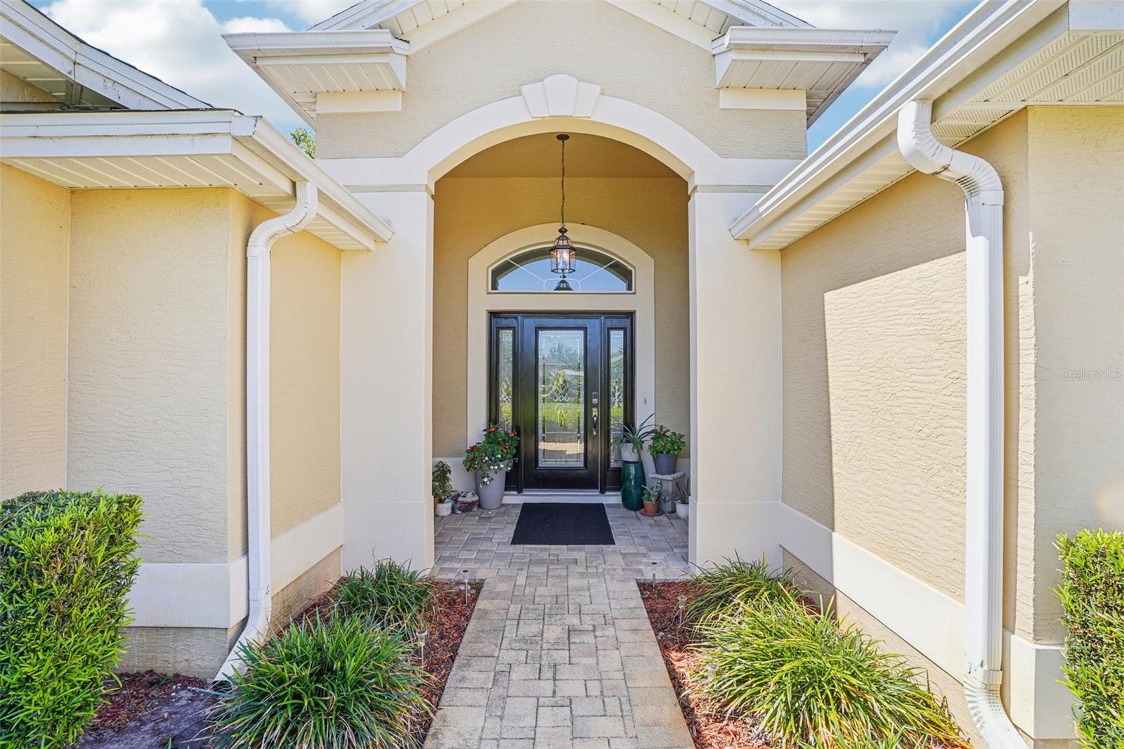 LAKESIDE LANDINGS - Residential