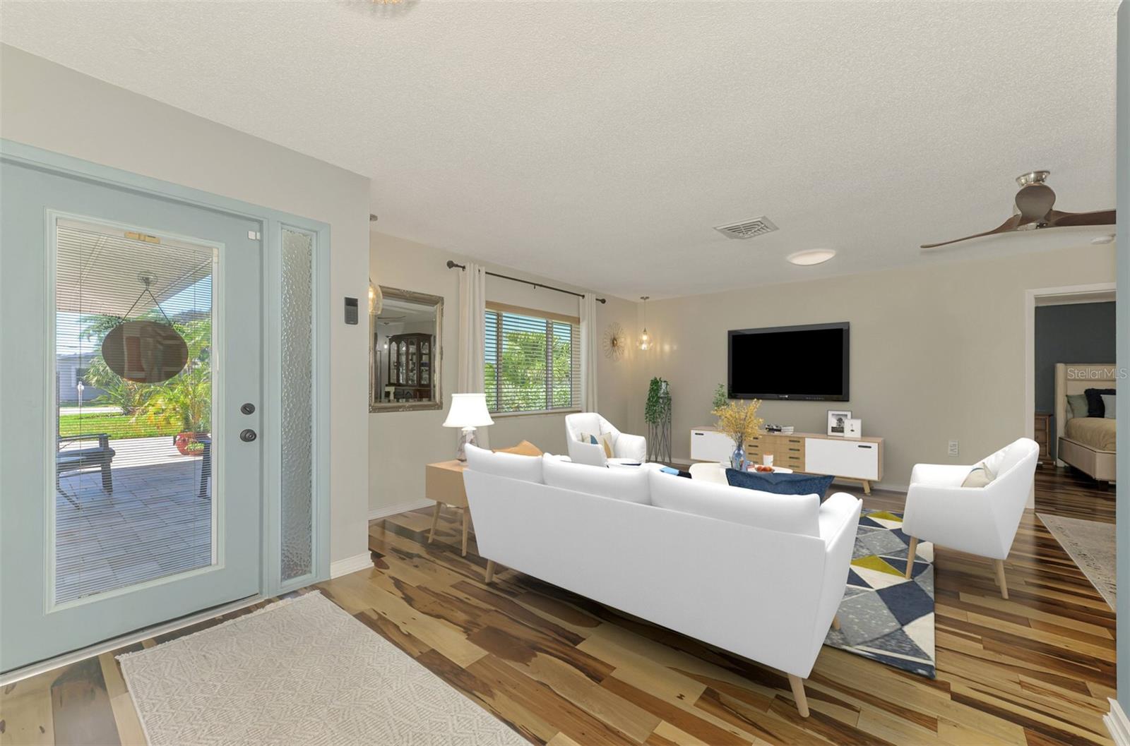 GOLDEN BEACH - Residential