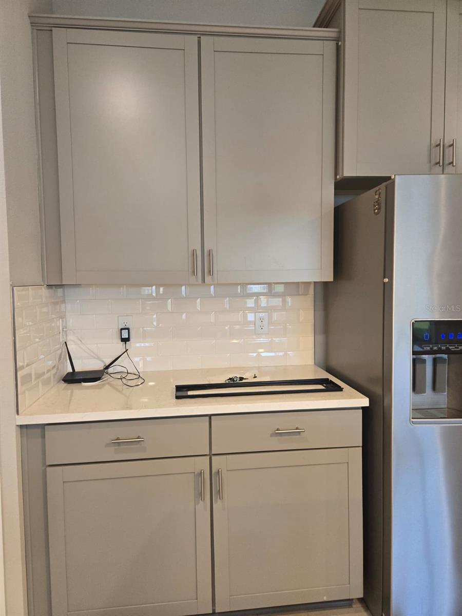 STAR FARMS PH IV SUBPH H & I - Residential Lease