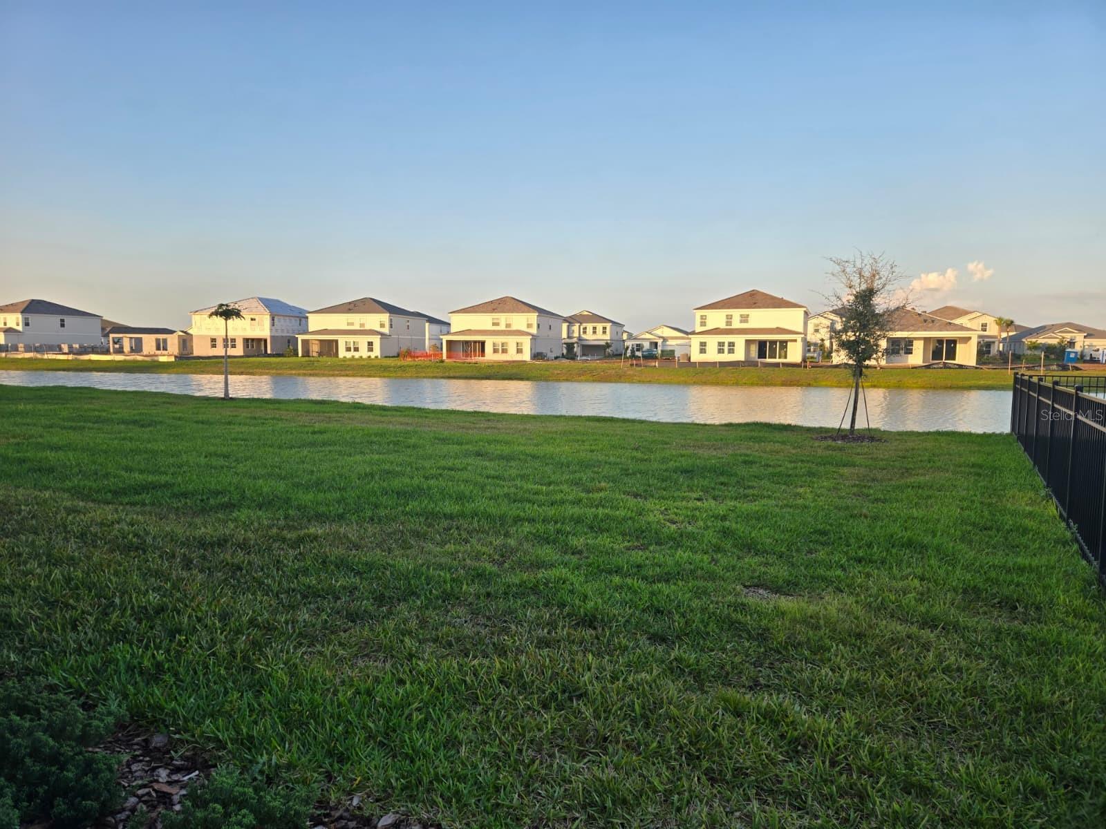 STAR FARMS PH IV SUBPH H & I - Residential Lease