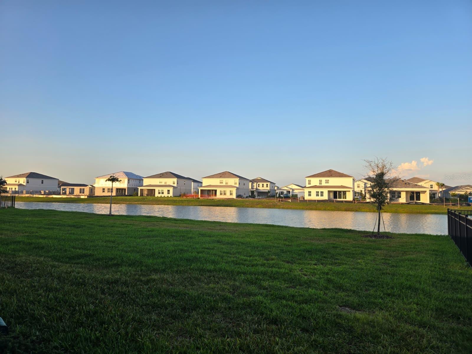 STAR FARMS PH IV SUBPH H & I - Residential Lease