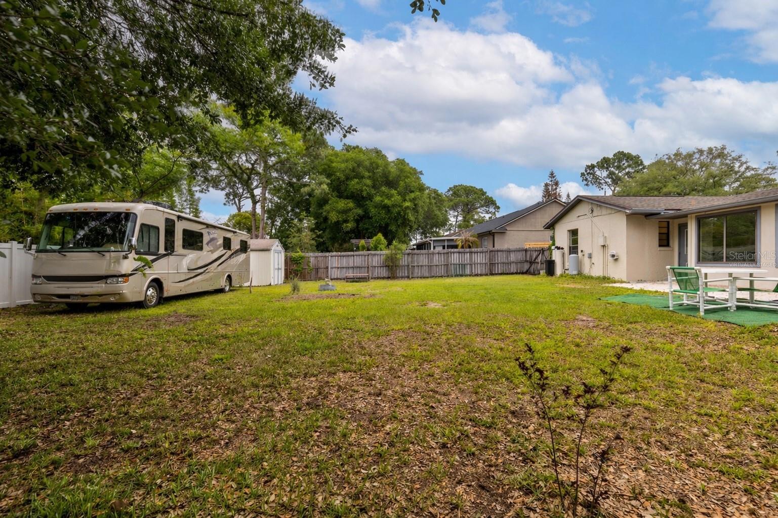 LAKE MENDELIN ESTATES - Residential