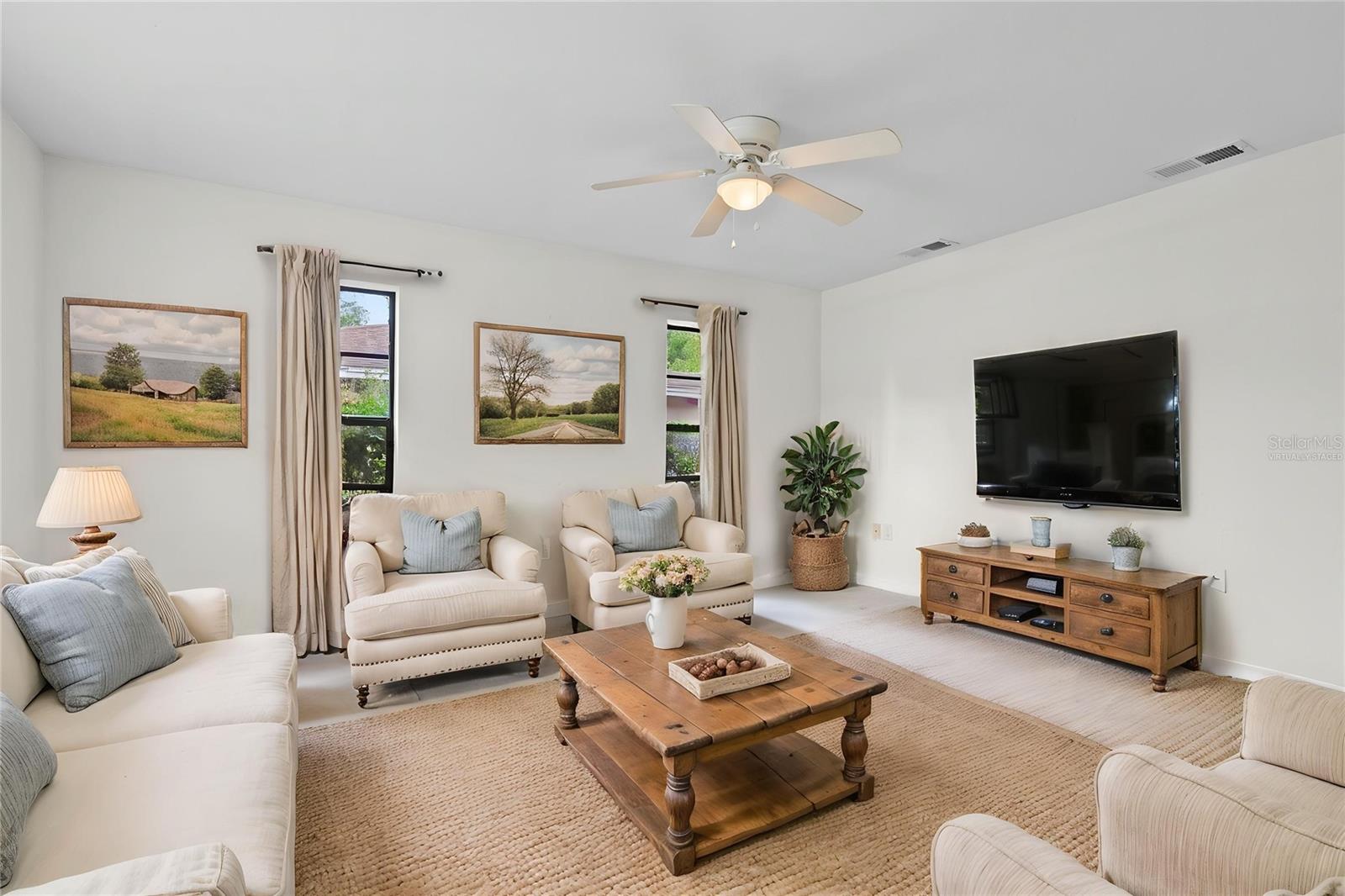 LAKE MENDELIN ESTATES - Residential