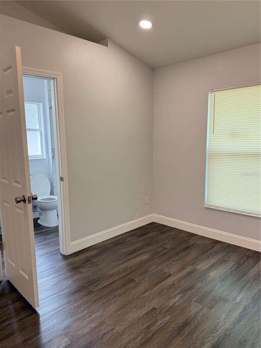 MONROE MEADOWS - Residential Lease