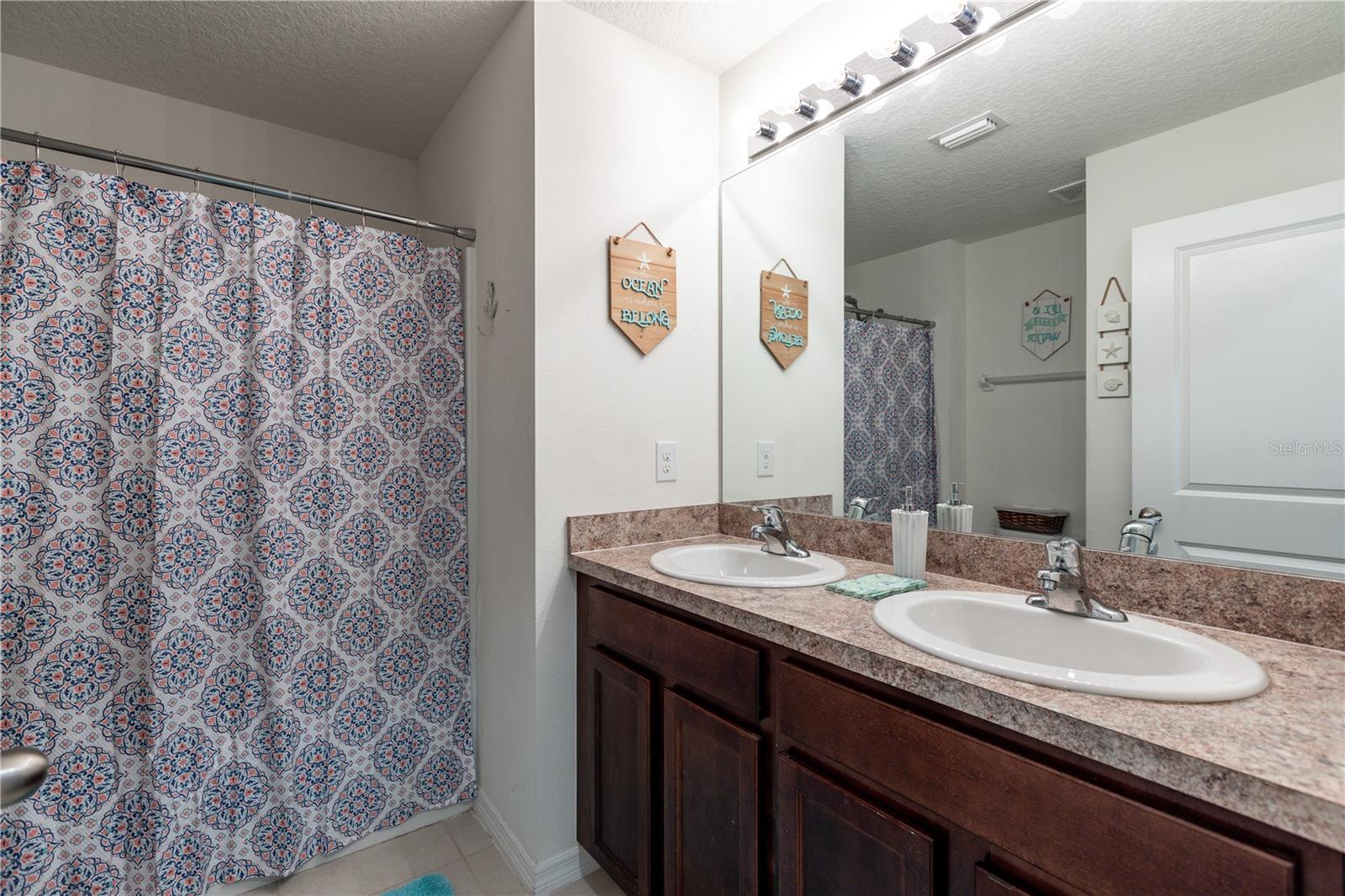 BAILEY ESTATES OF HIGH SPGS - Residential