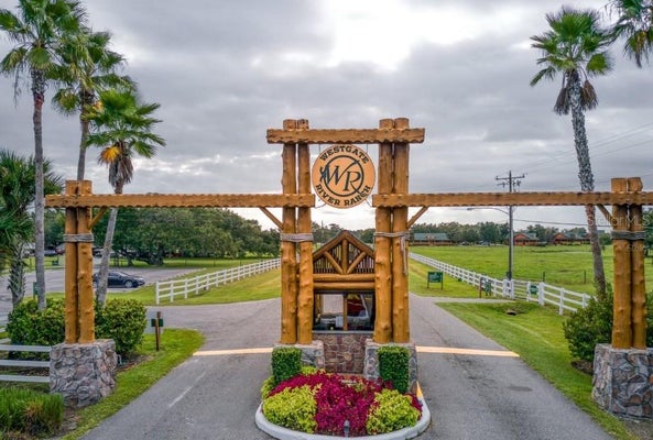 CANTERBURY DR, LAKE WALES, FL 33898 - Image d107314b7ede5e441c2a455d8f5ae284/806589552