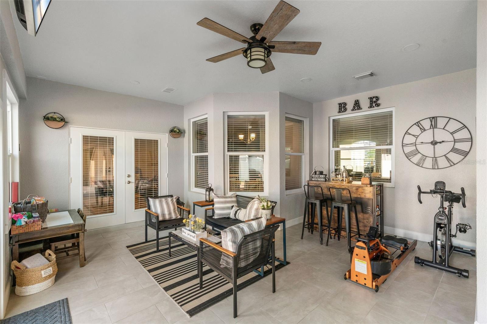 SAWGRASS LAKES PHASE TWO B - Residential