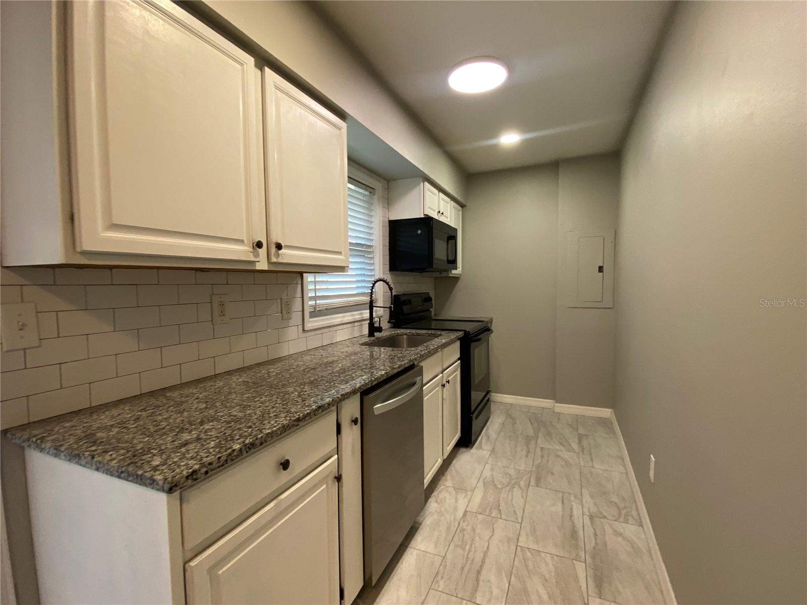 MEADOWOOD ESTATES - Residential