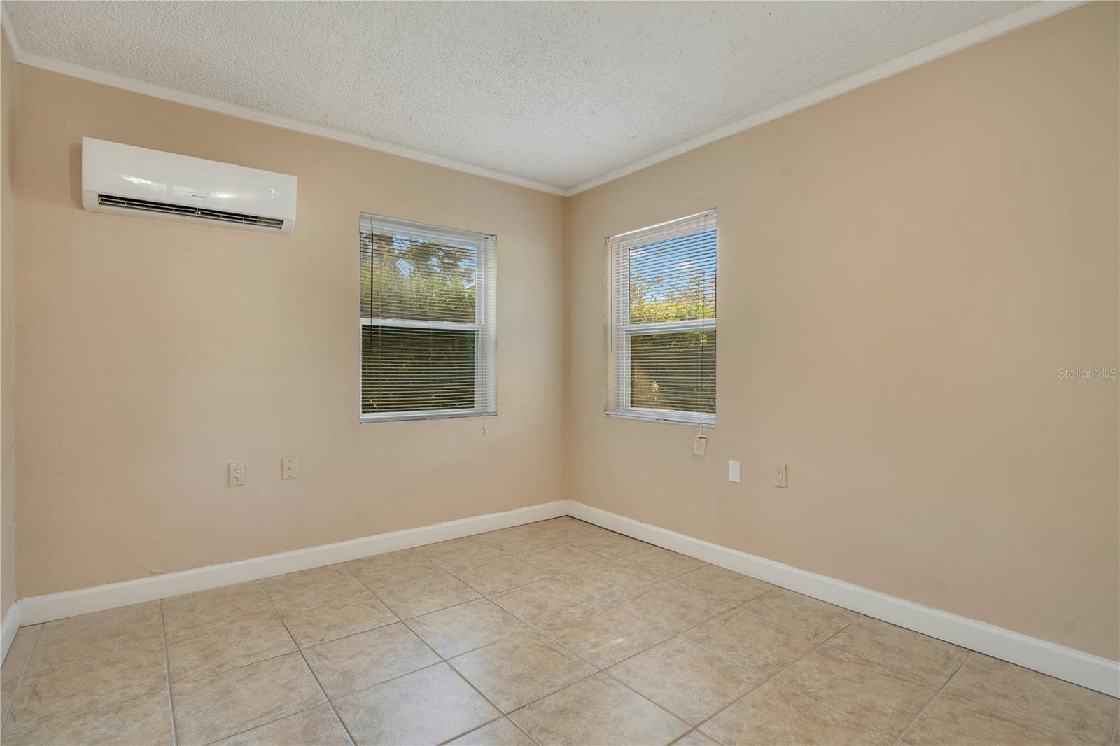 RICHMOND TERRACE FIRST ADD - Residential Lease