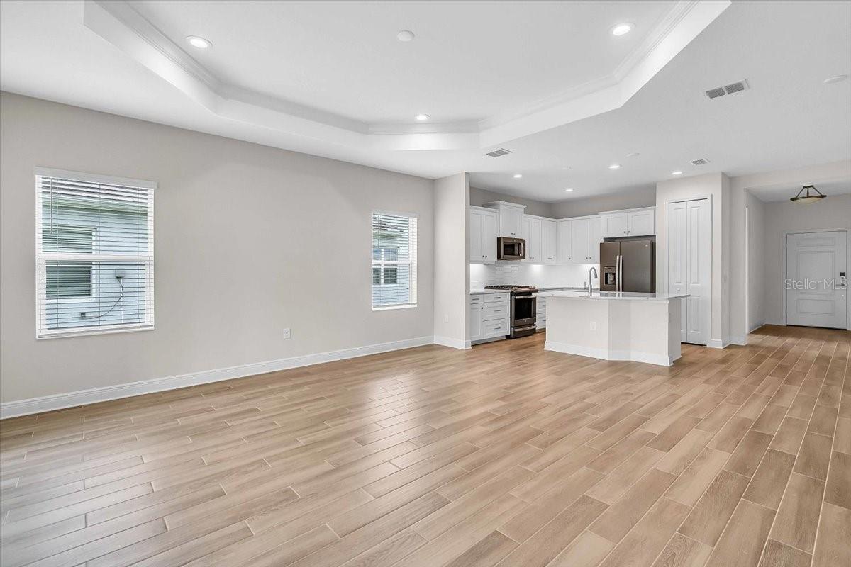 WYSTERIA-WELLEN PARK VILLAGE F-4 - Residential Lease
