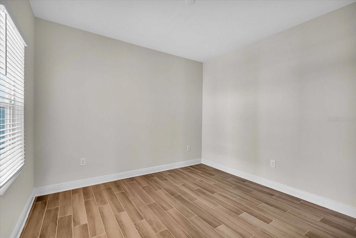 WYSTERIA-WELLEN PARK VILLAGE F-4 - Residential Lease