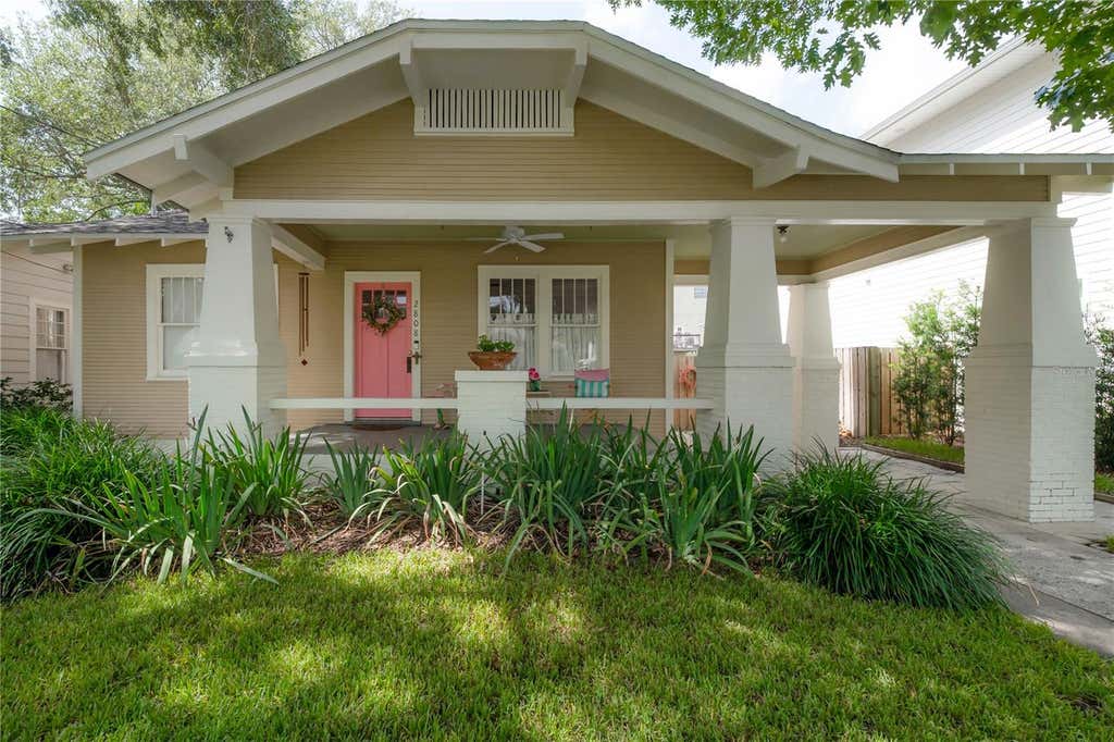 Photo of 2808 W Aquilla Street, Tampa, FL 33629 (MLS # TB8528292)