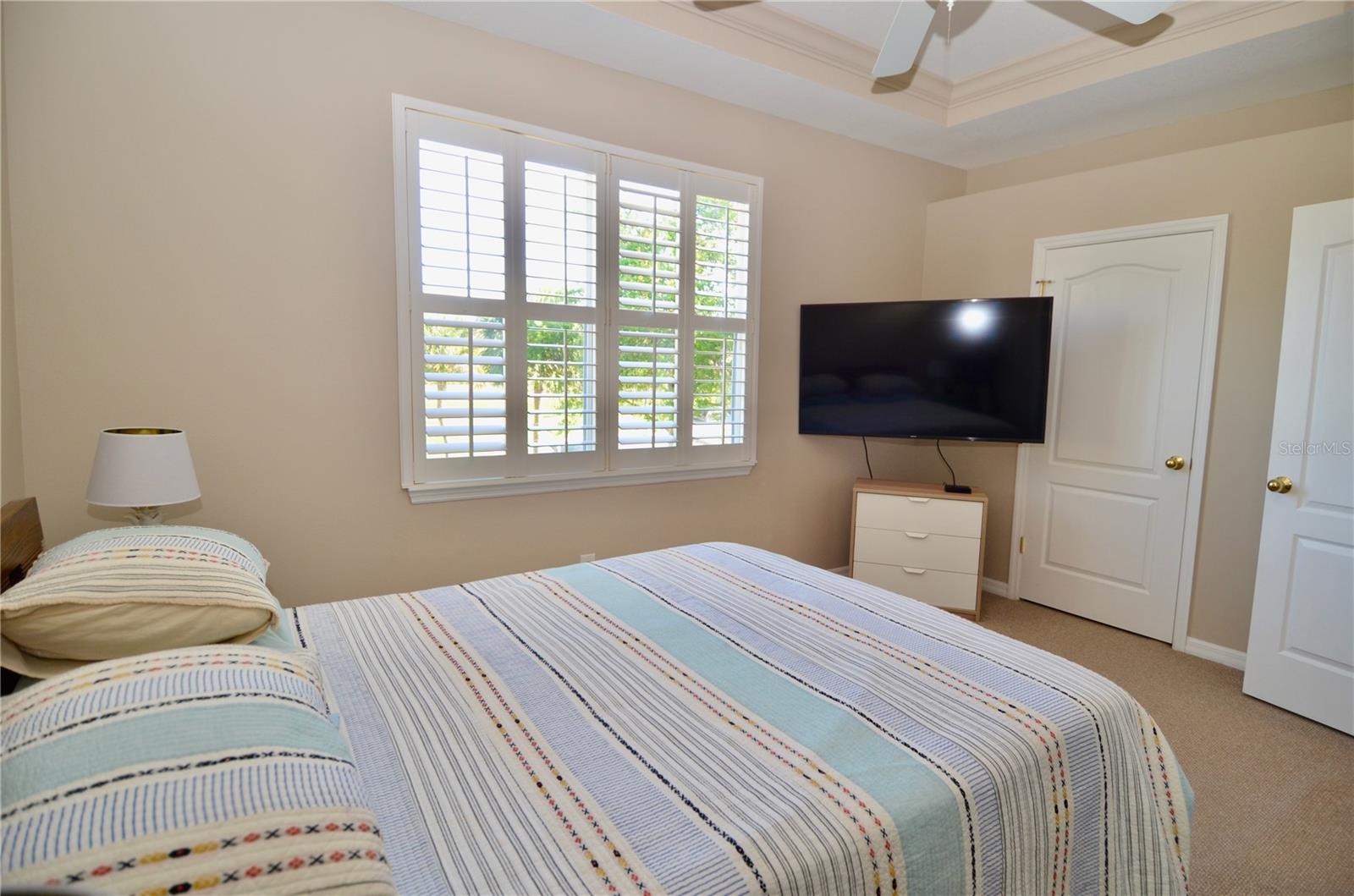 TOWNS AT LAKESIDE - Residential