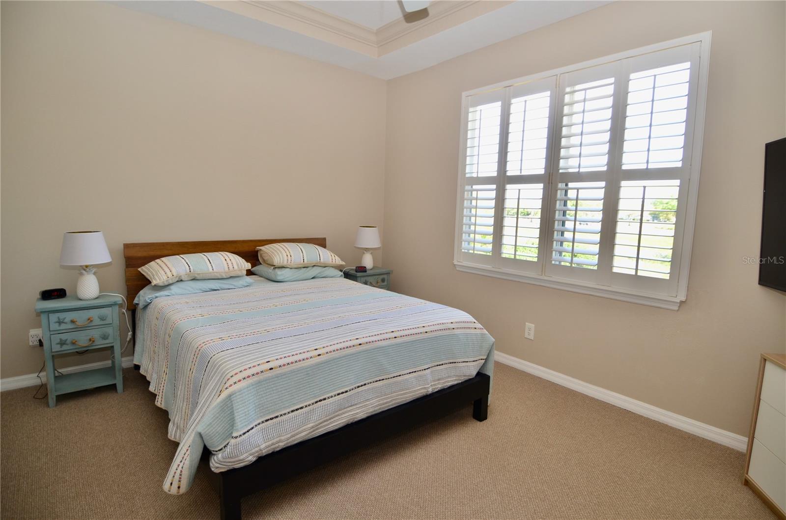 TOWNS AT LAKESIDE - Residential