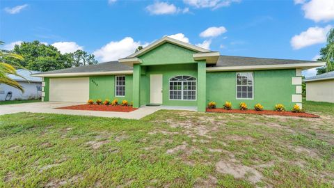 Photo of 4515 Starfish Avenue, Sebring, FL 33870 (MLS # L4954076) Photo of 4515 Starfish Avenue, Sebring, FL 33870 (MLS # L4954076)
