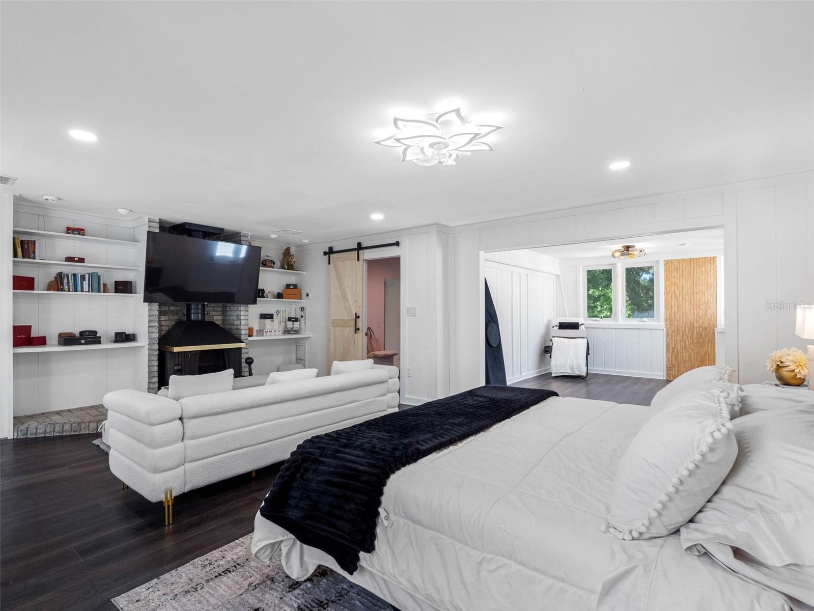 BEACH PARK ISLE SUB - Residential Lease