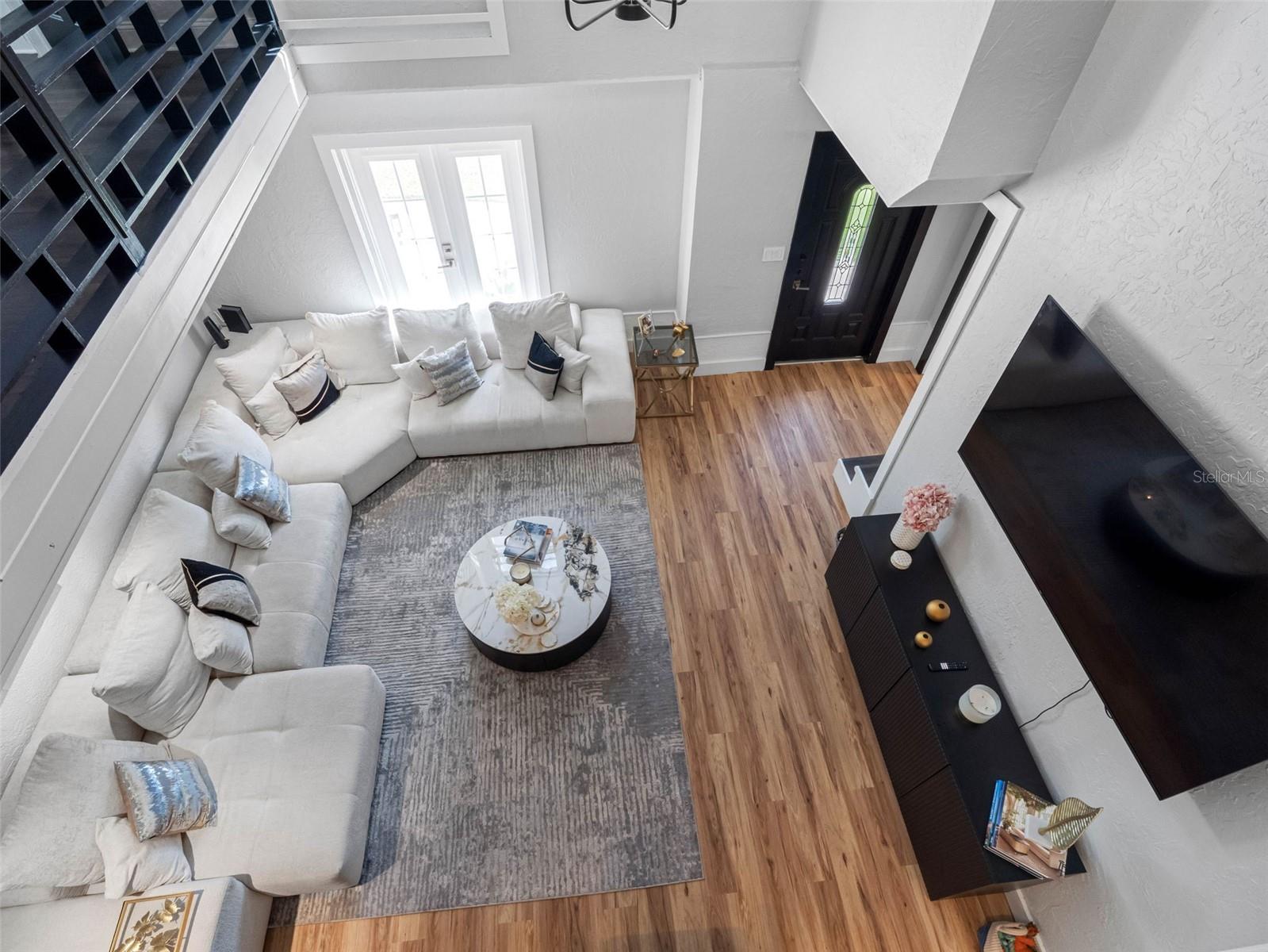 BEACH PARK ISLE SUB - Residential Lease