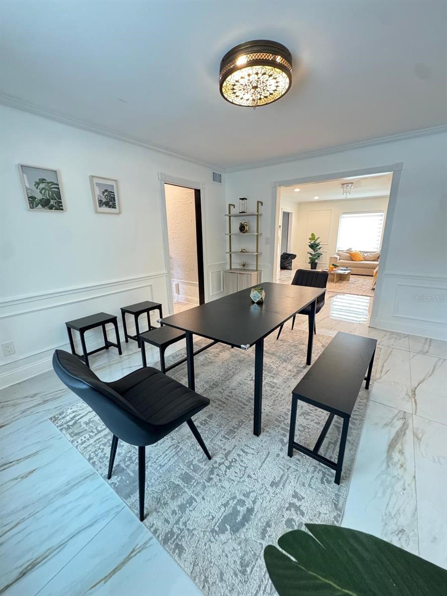 BEACH PARK ISLE SUB - Residential Lease