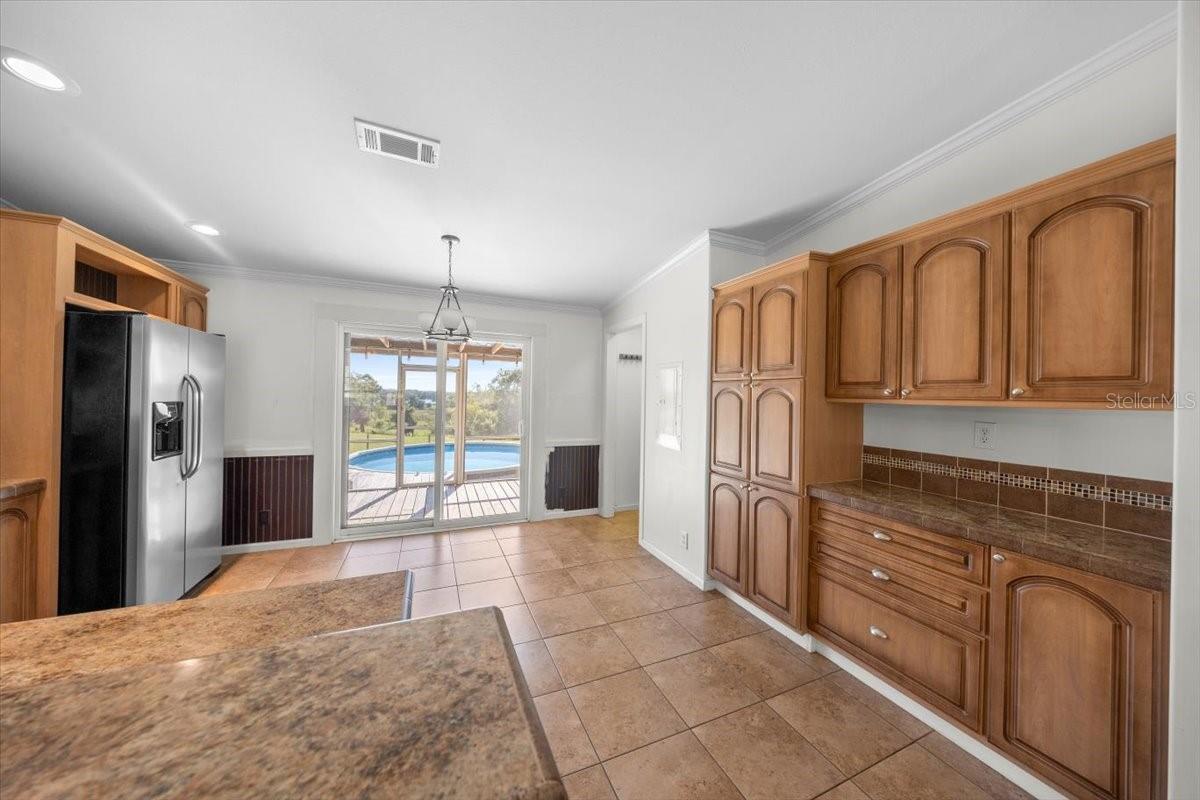 LAKE ELLA - Residential