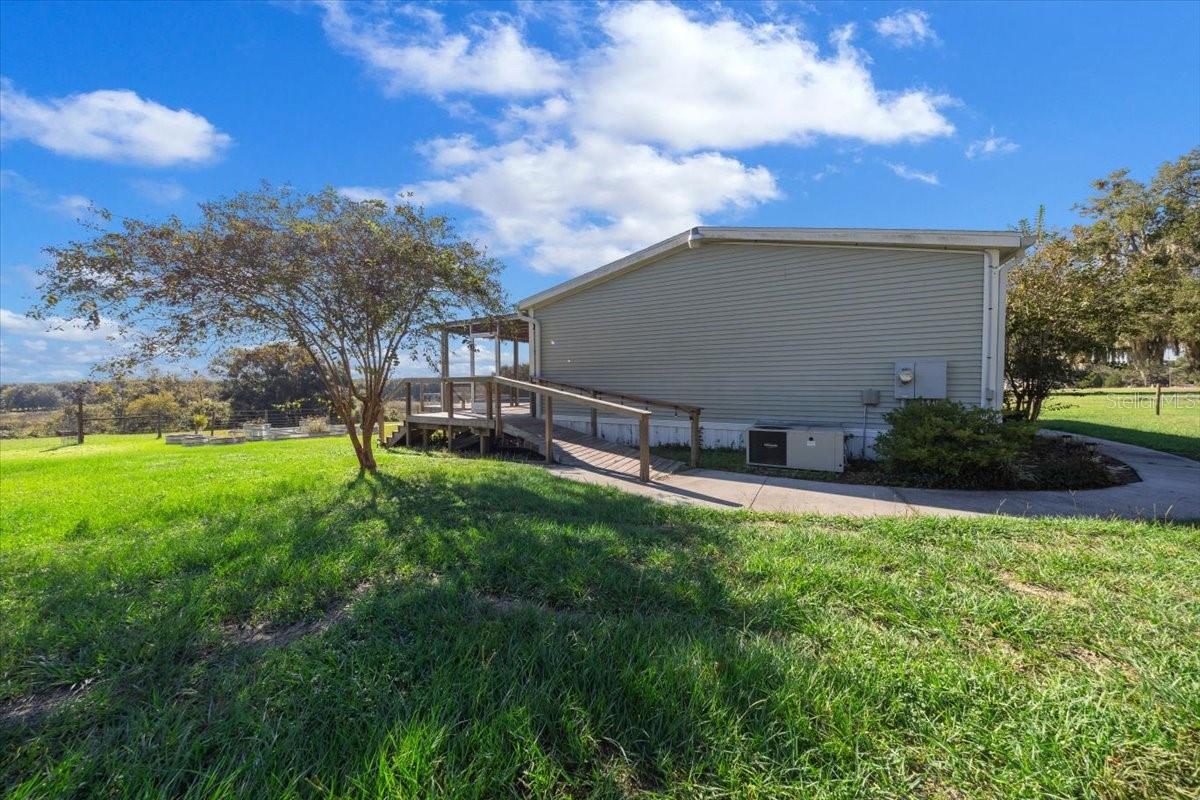 LAKE ELLA - Residential