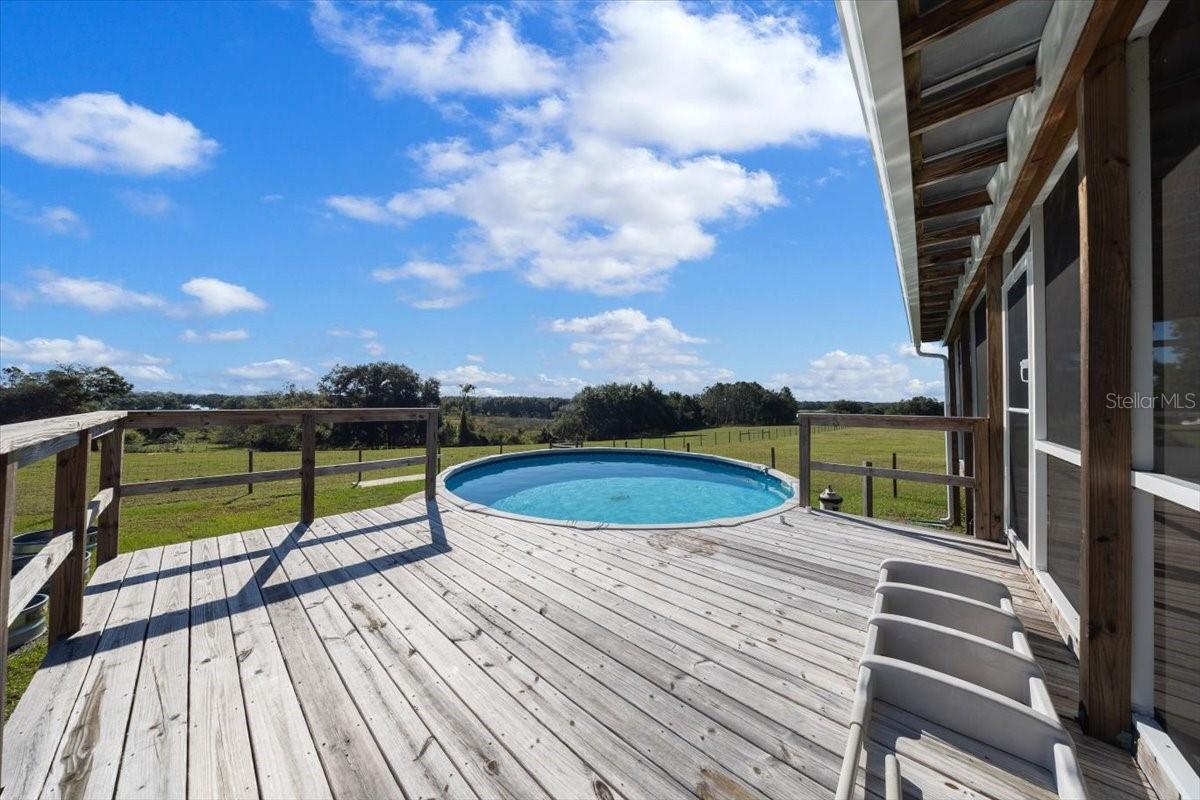 LAKE ELLA - Residential