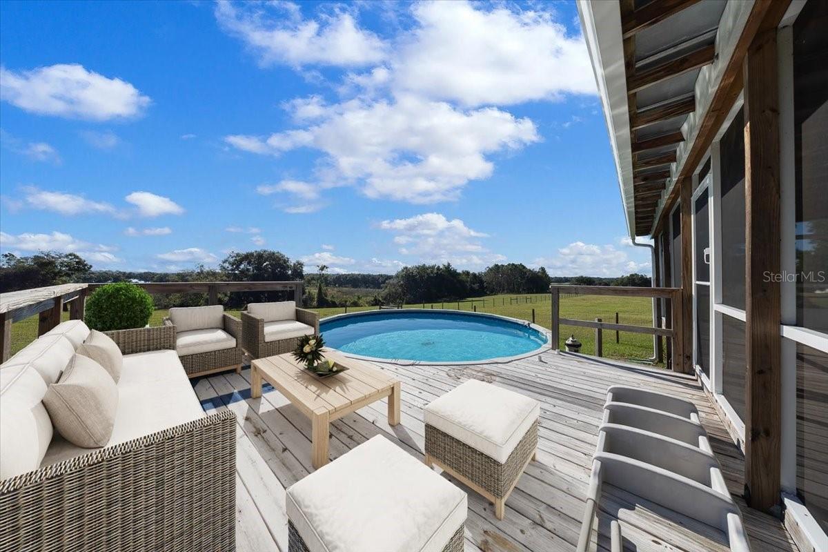 LAKE ELLA - Residential