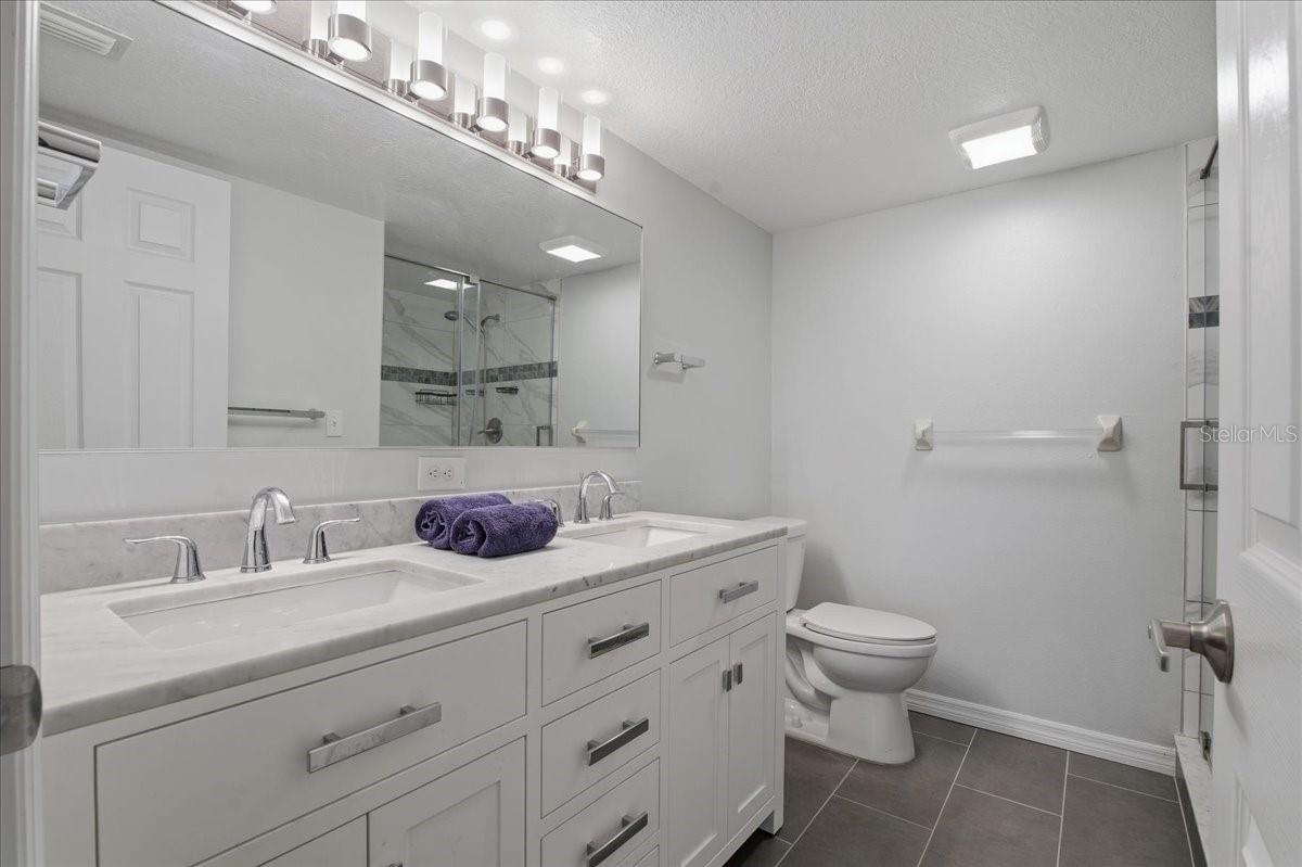 WINDING CREEK - Residential