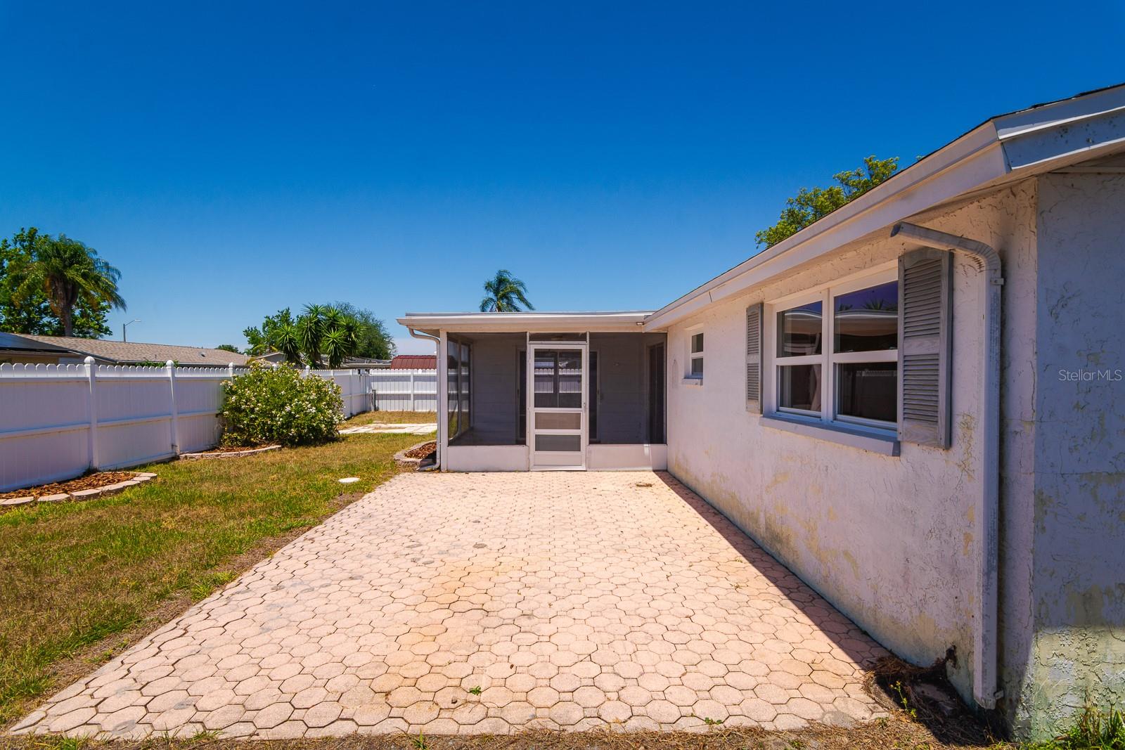 HOLIDAY GARDENS ESTATES - Residential