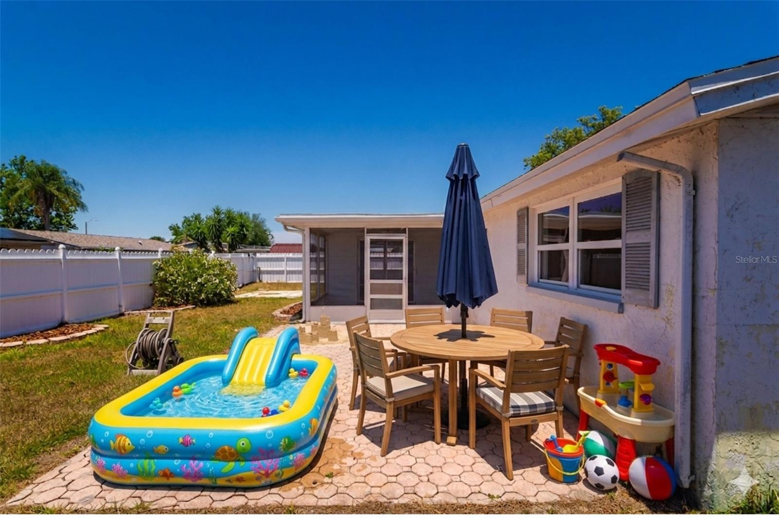 HOLIDAY GARDENS ESTATES - Residential