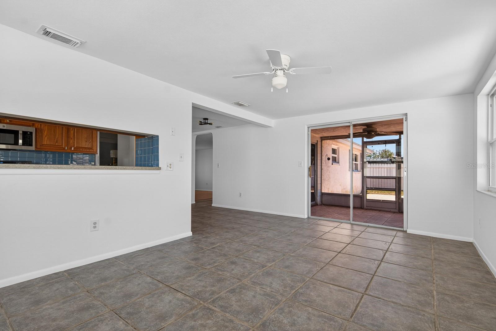 HOLIDAY GARDENS ESTATES - Residential