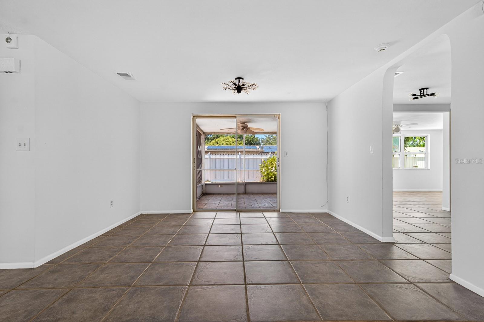 HOLIDAY GARDENS ESTATES - Residential