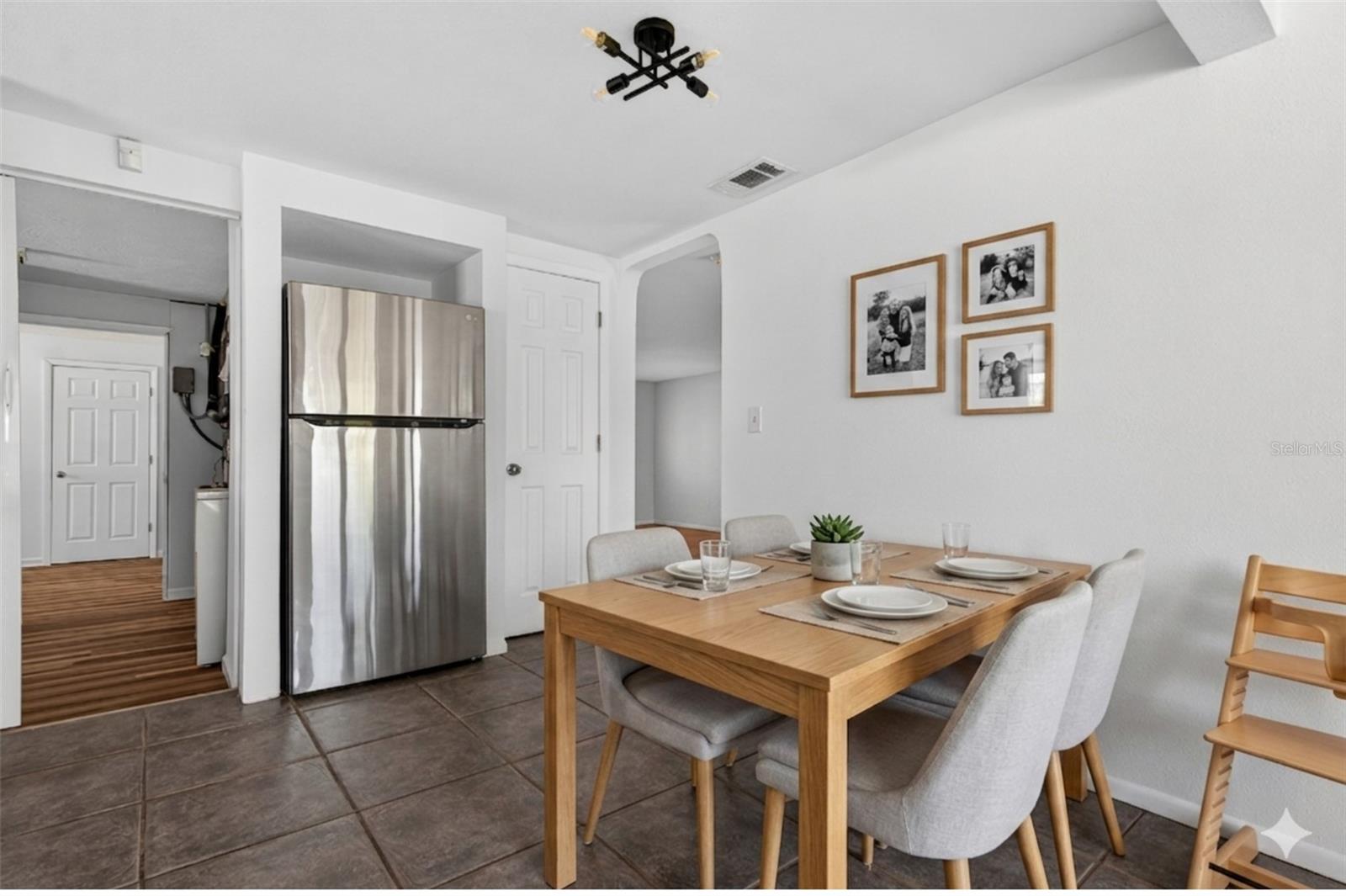 HOLIDAY GARDENS ESTATES - Residential