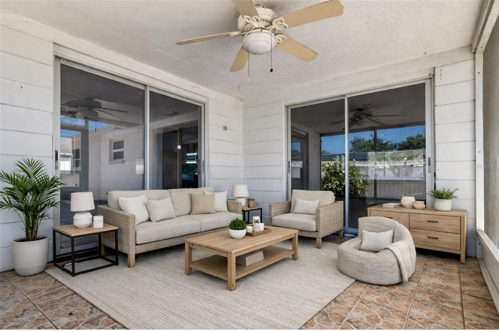 HOLIDAY GARDENS ESTATES - Residential