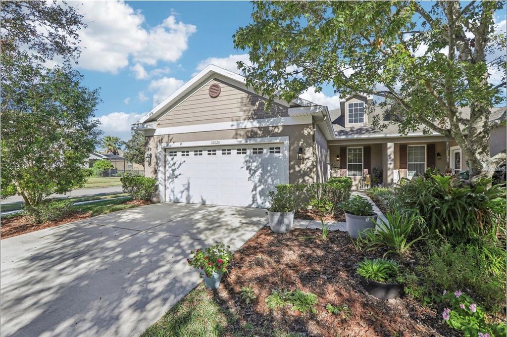 Photo of 16020 Starling Crossing Drive, Lithia, FL 33547 (MLS # TB8446070)