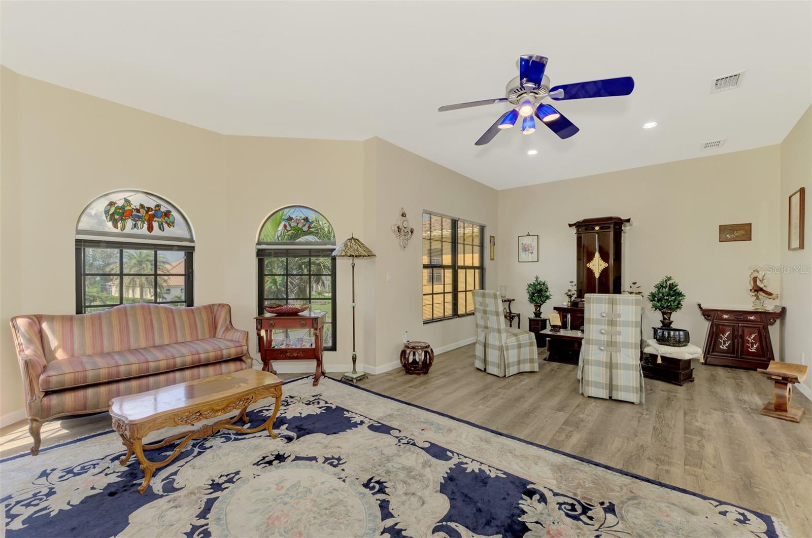 RIVERWOOD - Residential