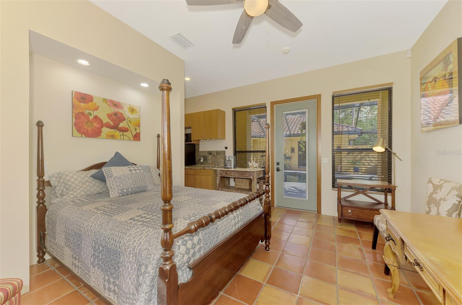 RIVERWOOD - Residential