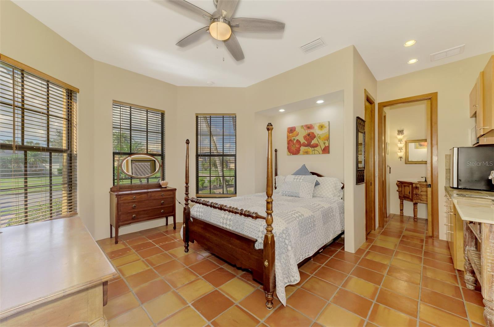 RIVERWOOD - Residential