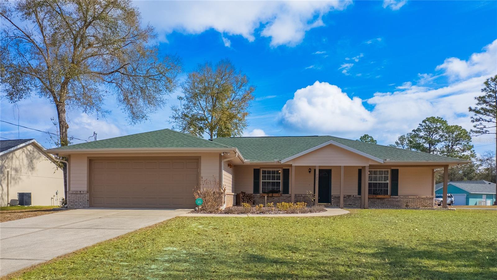 TRAILS EAST - Residential